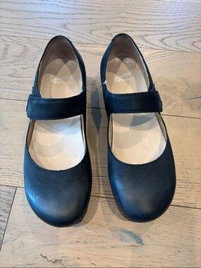Dansko Black Mary Jane Women’s with Velcro -Strap